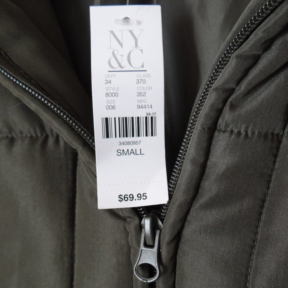 Puffer Jacket - Picture 3 of 8